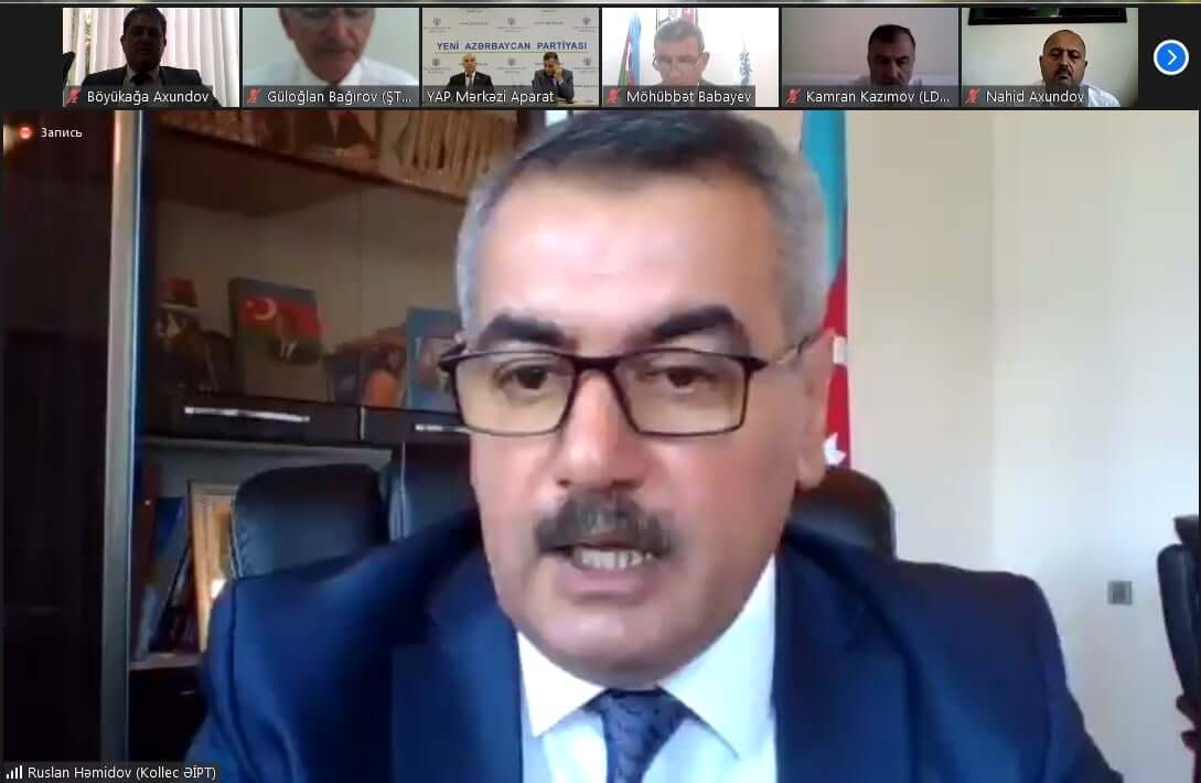 YAP Lənkəran şəhər təşkilatının XI hesabat konfransında Kollecin direktoru Ruslan Həmidov hesabat məruzəsi ilə çıxış etdi